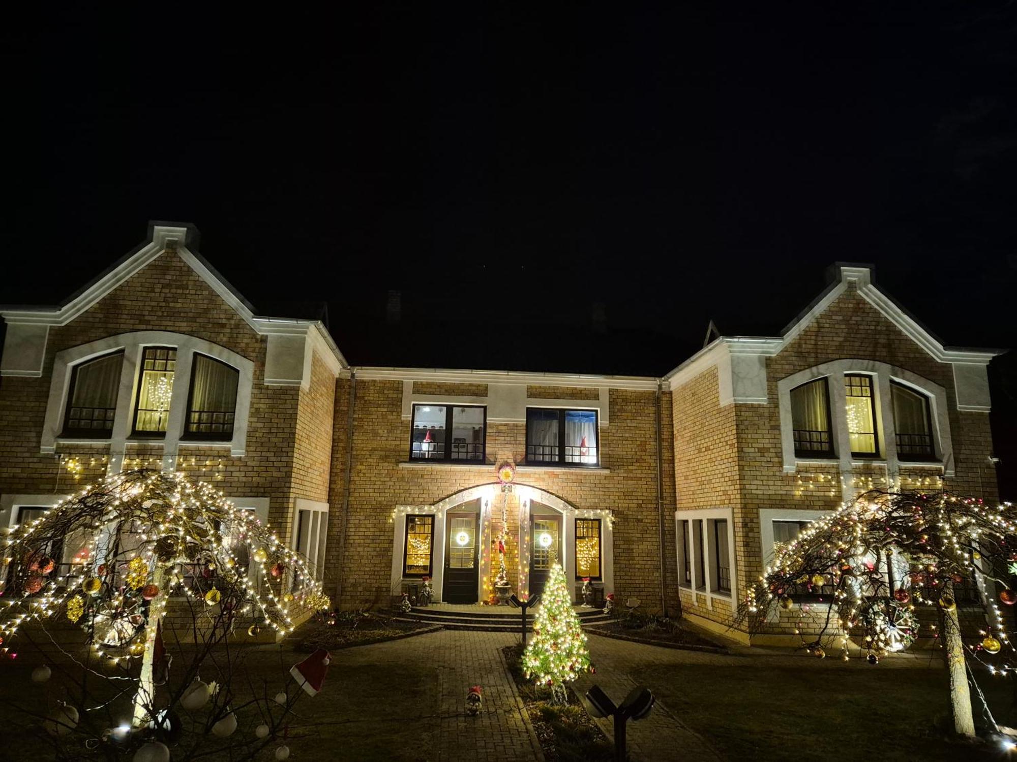 Villa Leonardo Ventspils Exterior foto